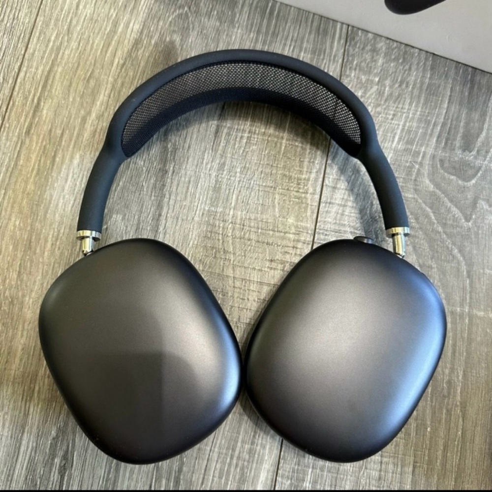 AirPod Max - Picture 3 of 3